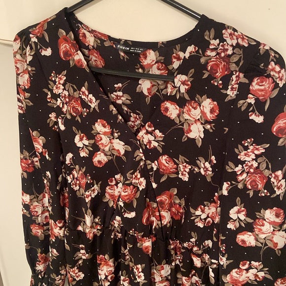 Robe fleuri shein - Picture 2 of 2